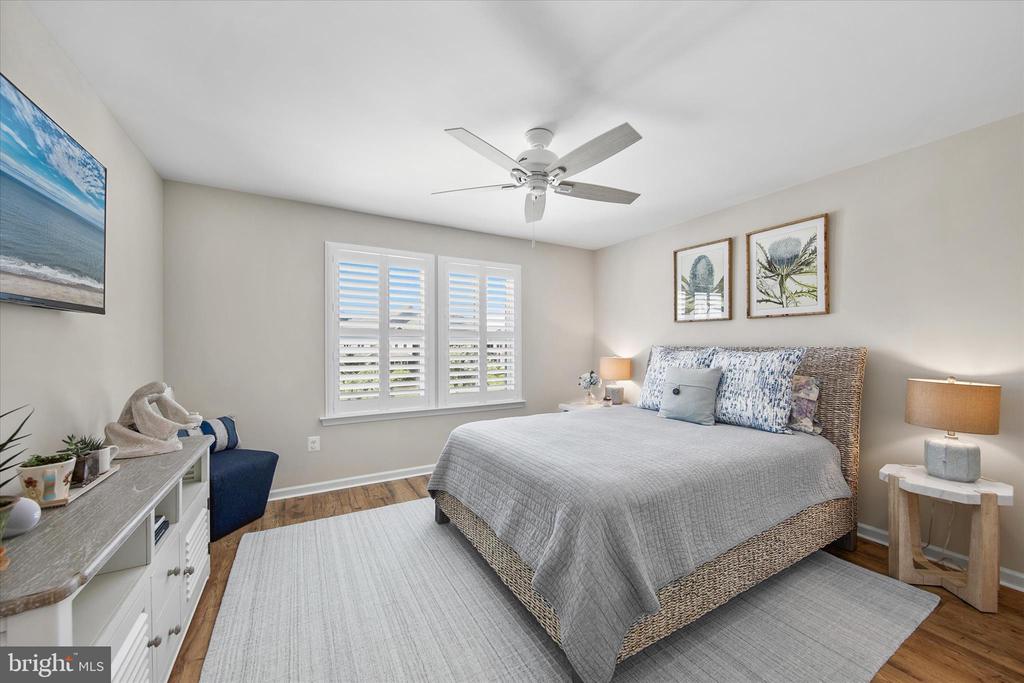29086 SEA BIRD COURT