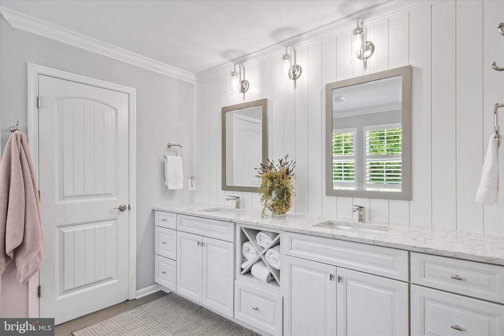 29086 SEA BIRD COURT