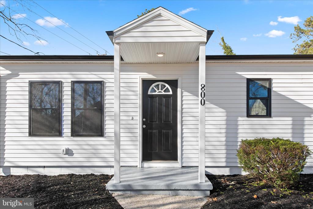 800 EAST ROAD