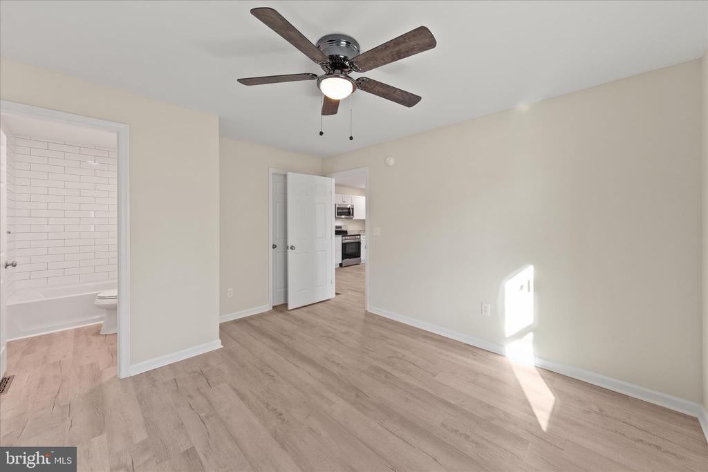 800 EAST ROAD