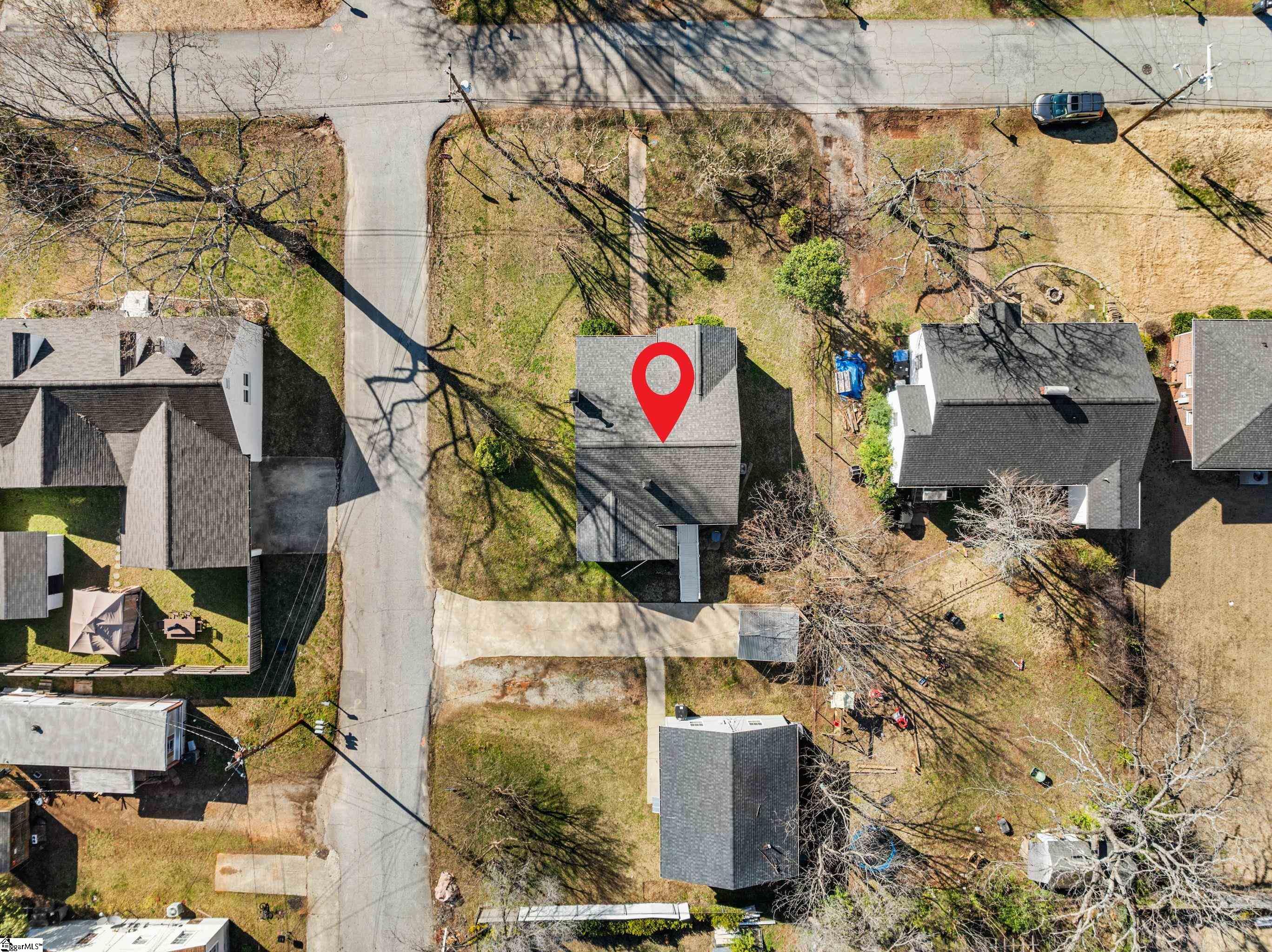 17 Paris Mountain Avenue