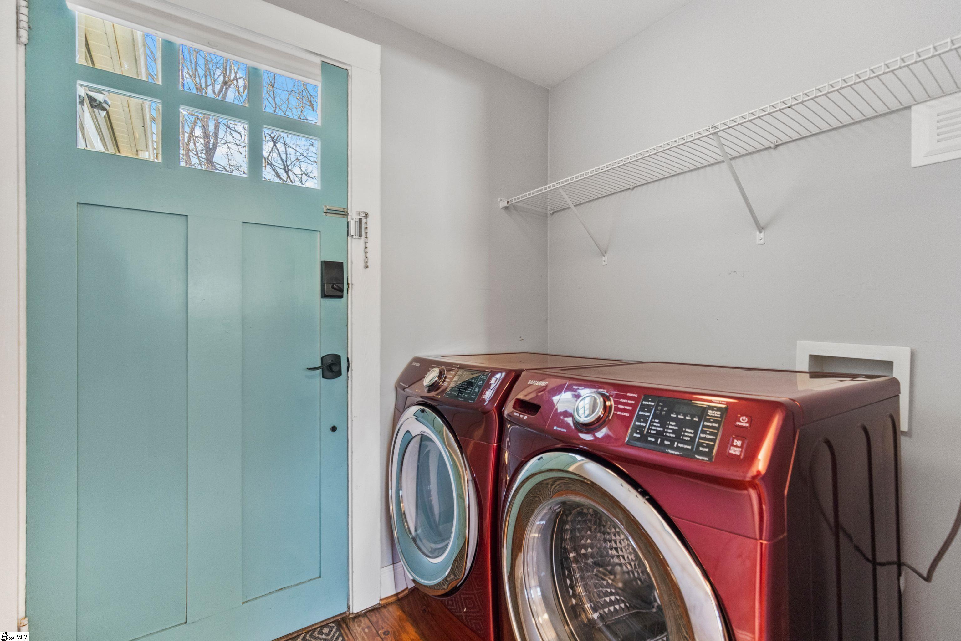 17 Paris Mountain Avenue