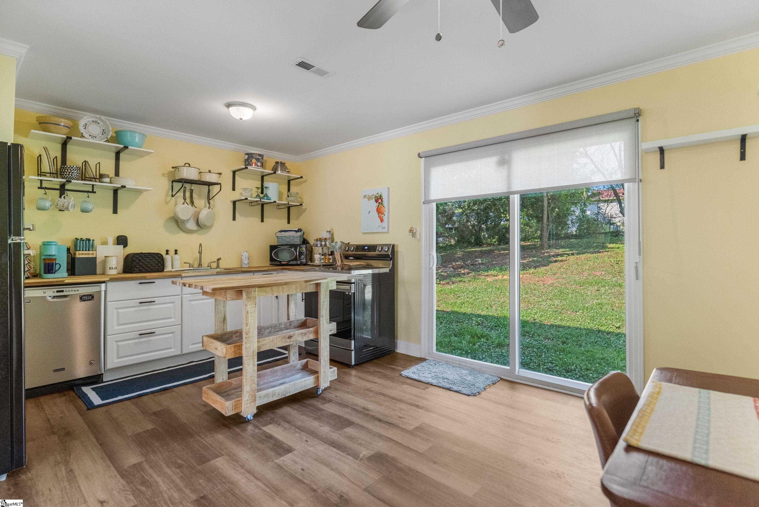 121 Cashmere Drive