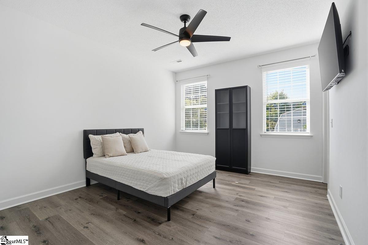 8 Equestrian Court