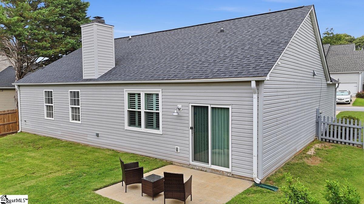 8 Equestrian Court