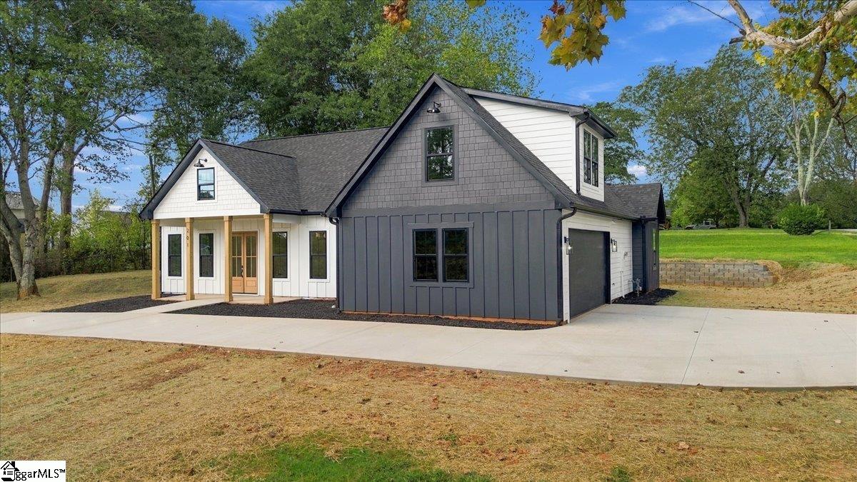 201 Maple Street