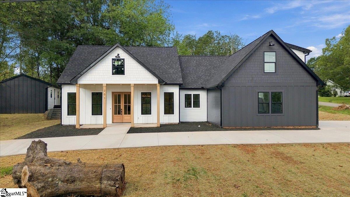 201 Maple Street
