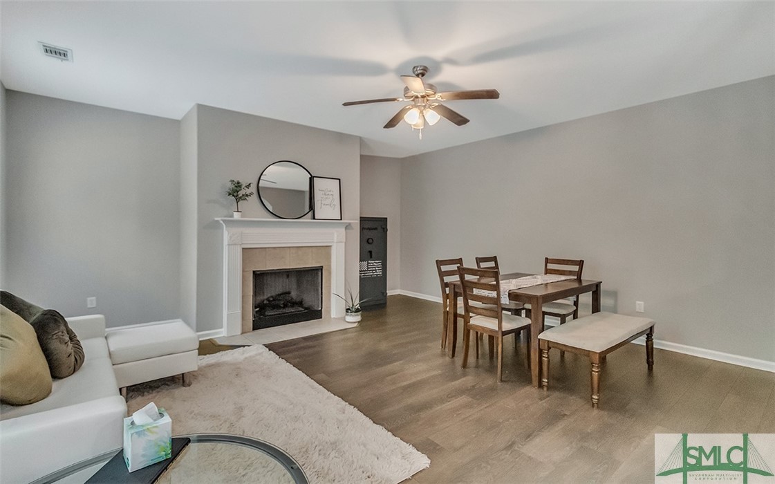176 Carlisle Way