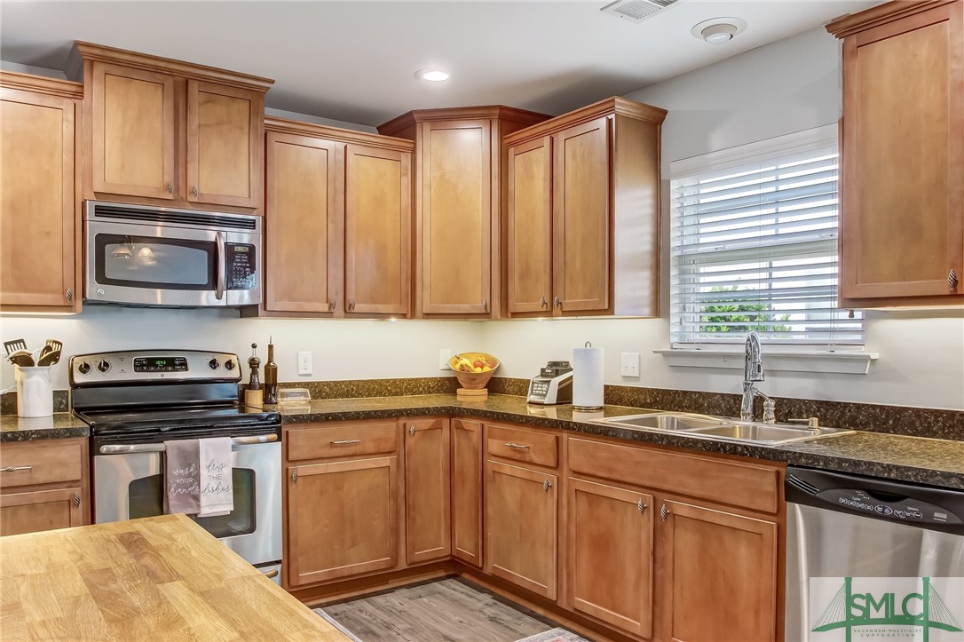38 Central Park Way