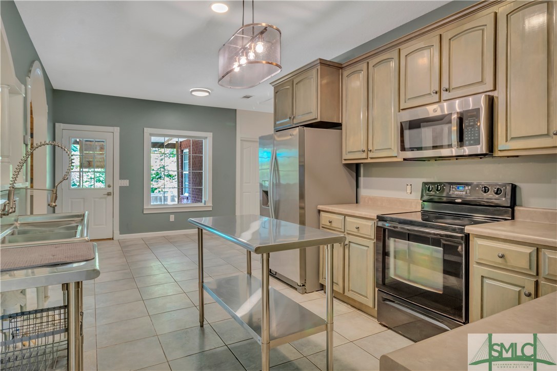 1235 Bennett Crossing