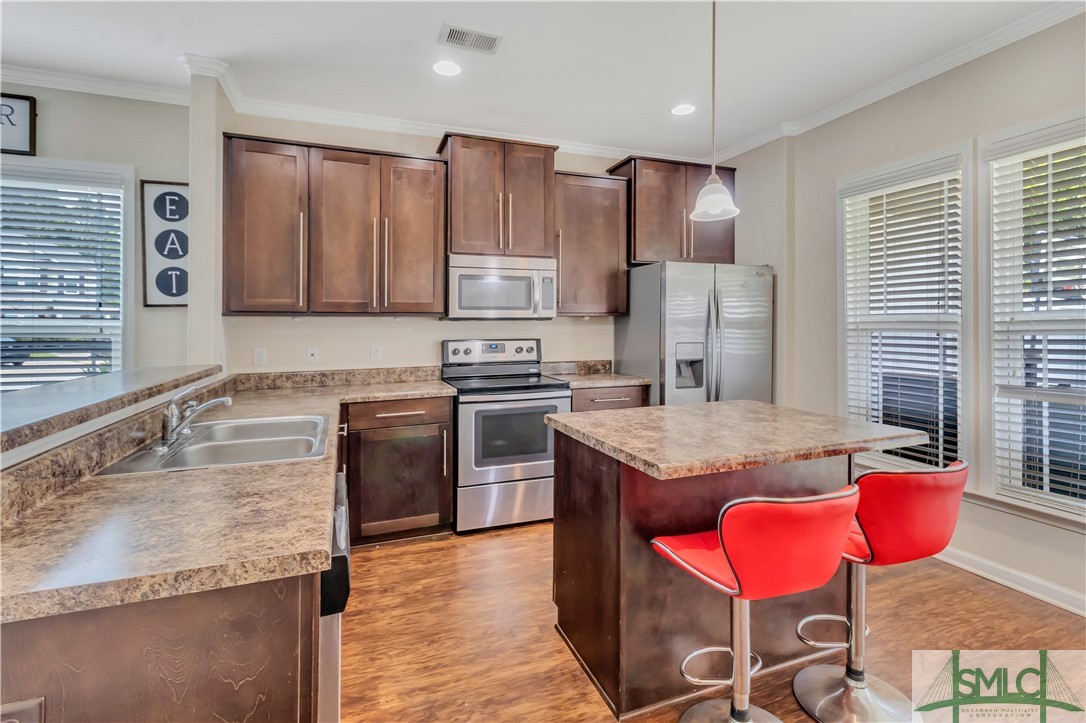 209 Ventura Place