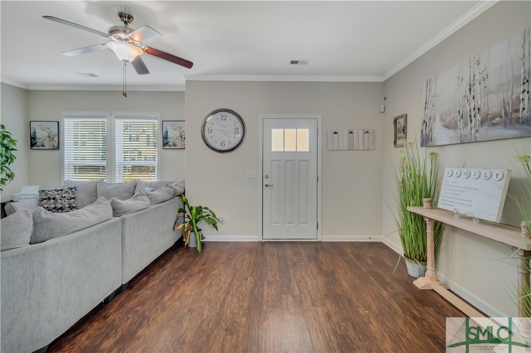209 Ventura Place