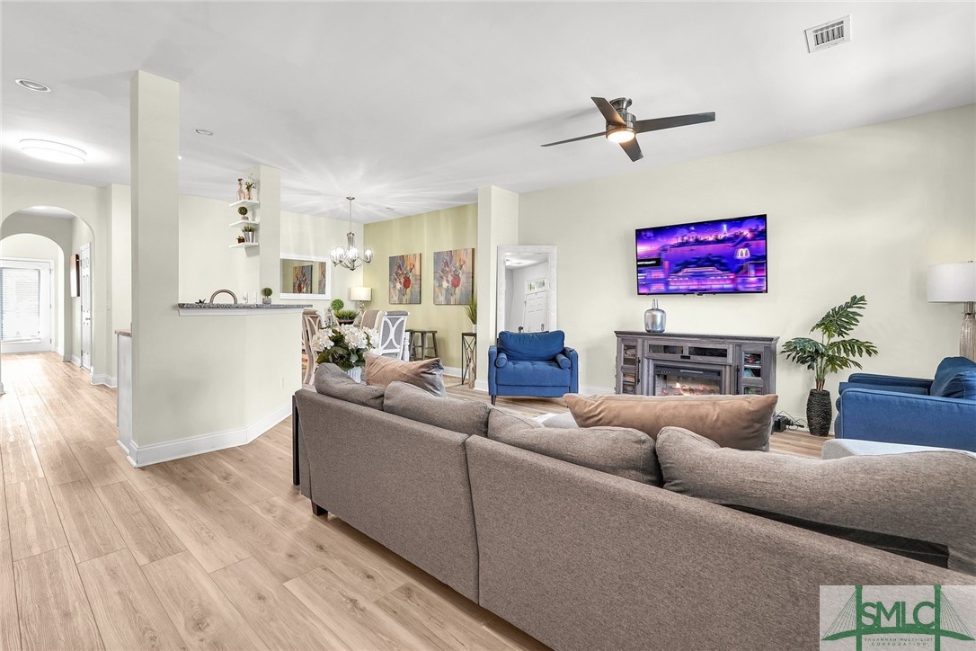 35 Moonlight Trail