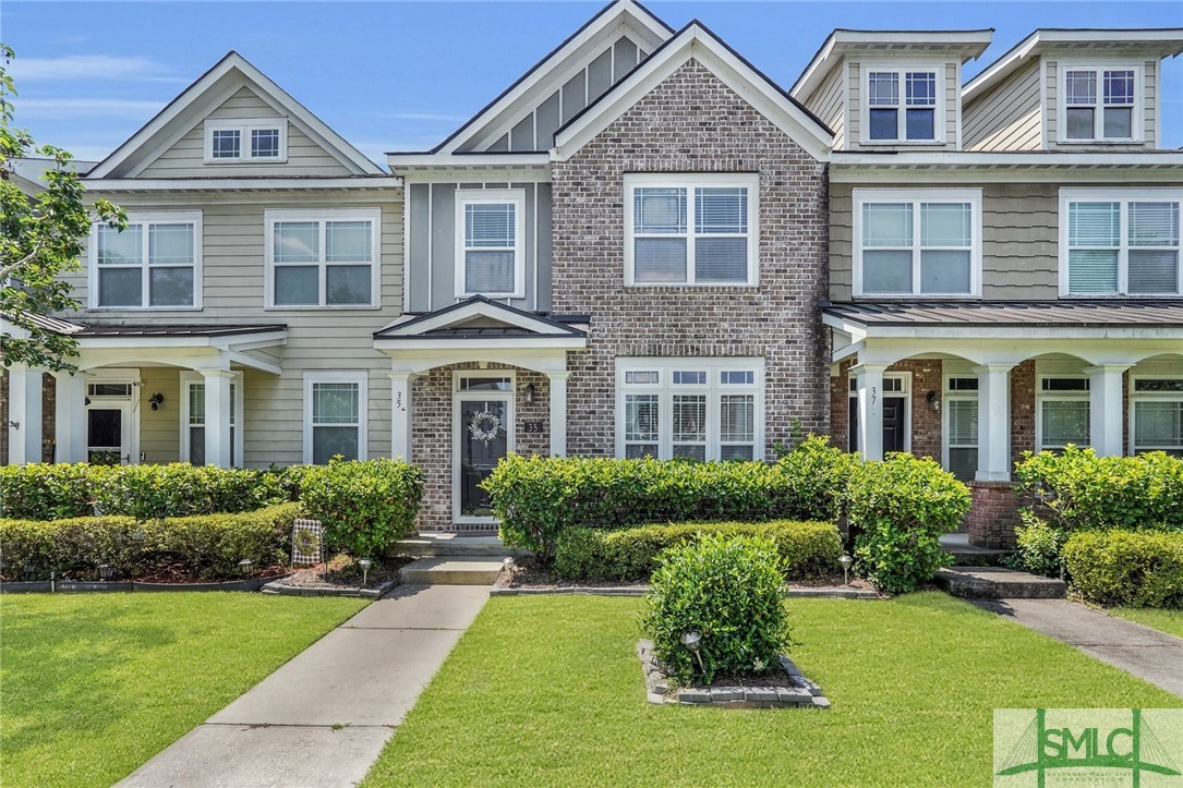 35 Moonlight Trail