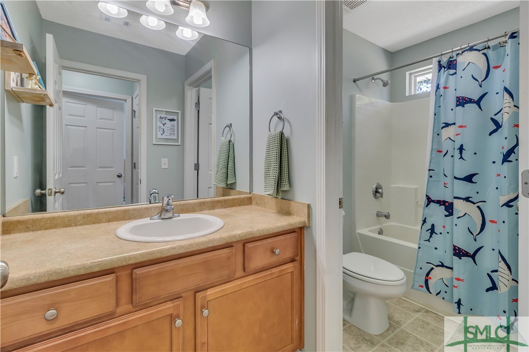 315 Saranac Way