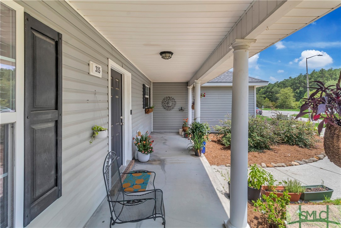 315 Saranac Way