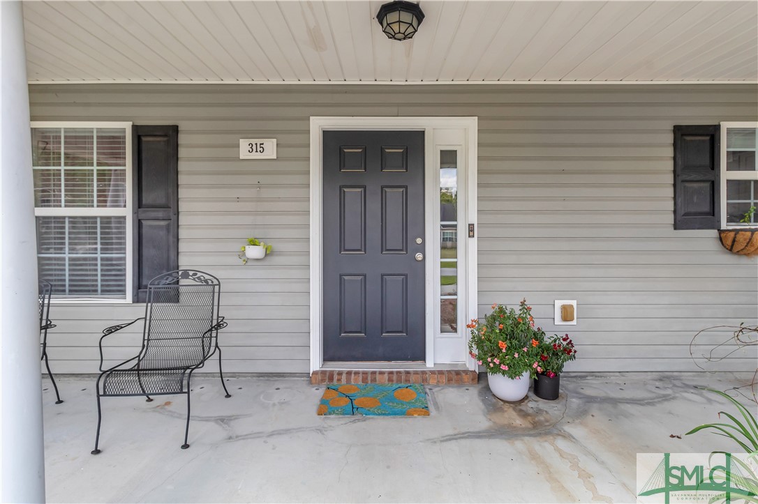 315 Saranac Way