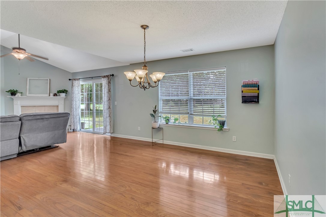 315 Saranac Way