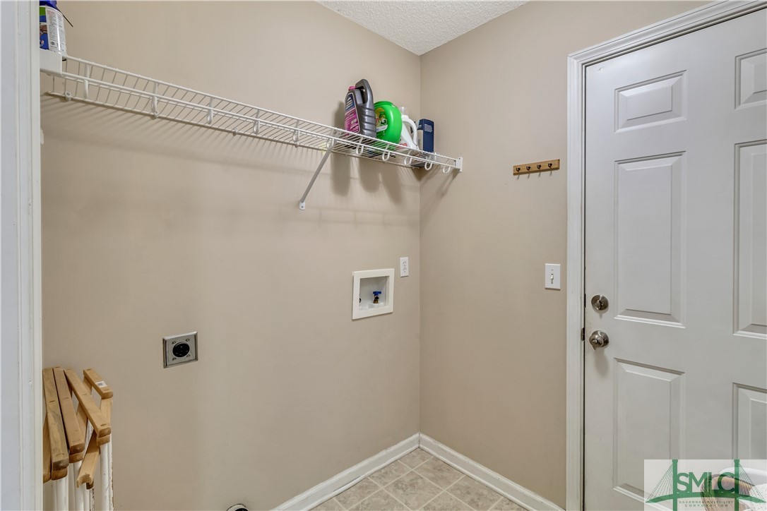 315 Saranac Way