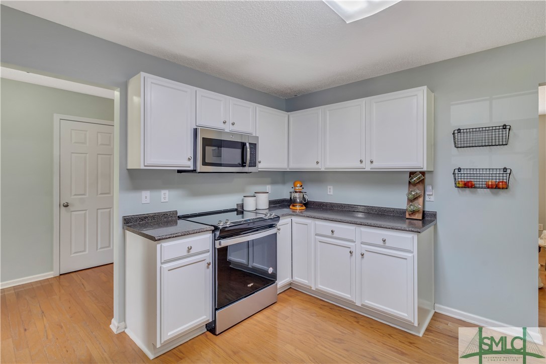315 Saranac Way