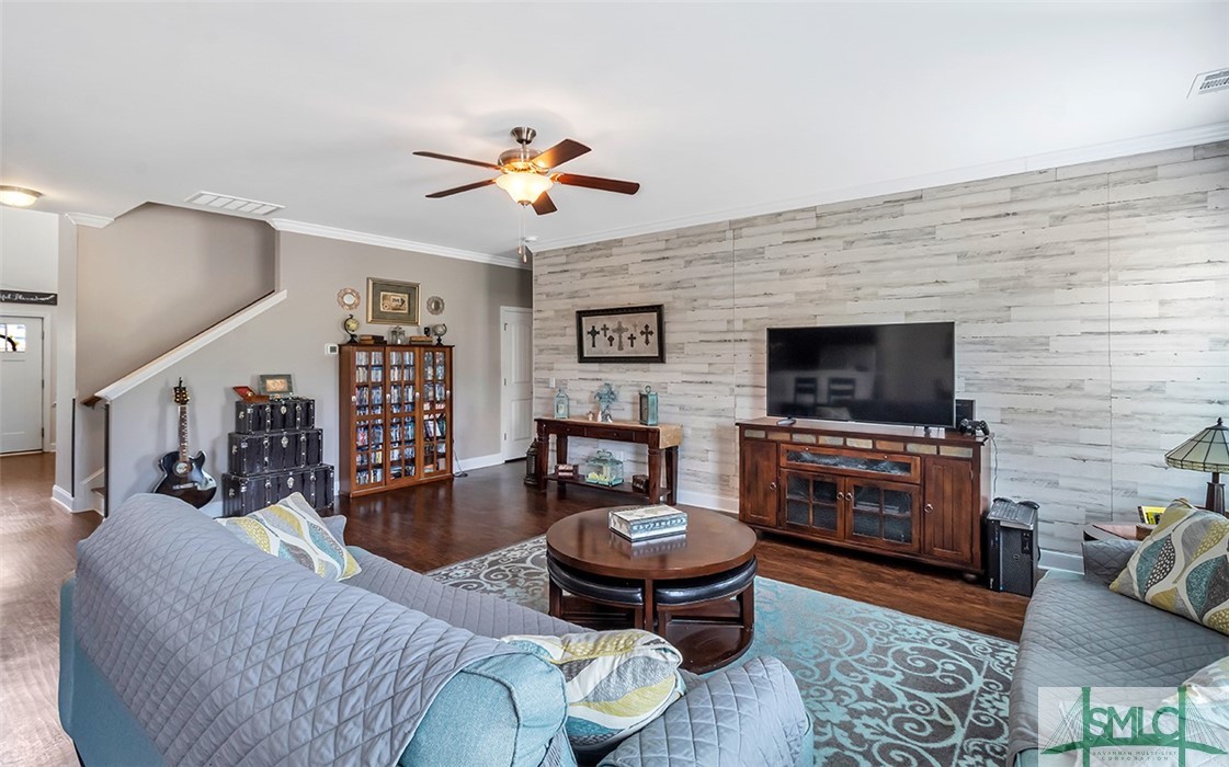 206 Caroline Way