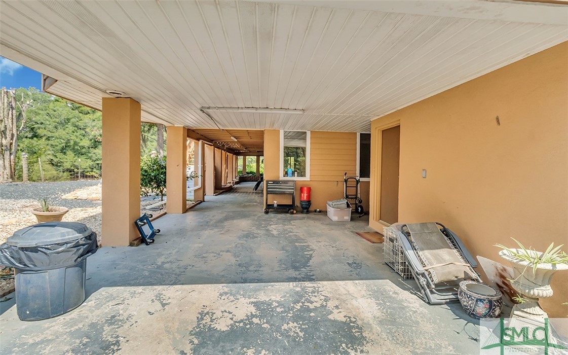 2420 Hickory Bluff Road