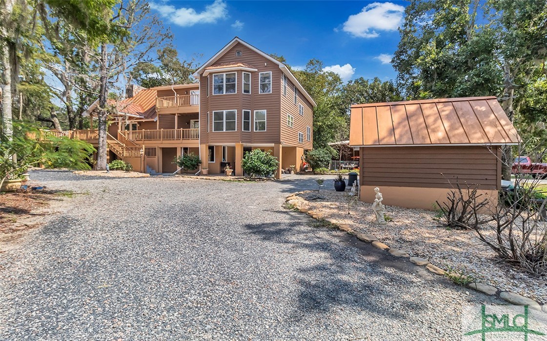 2420 Hickory Bluff Road