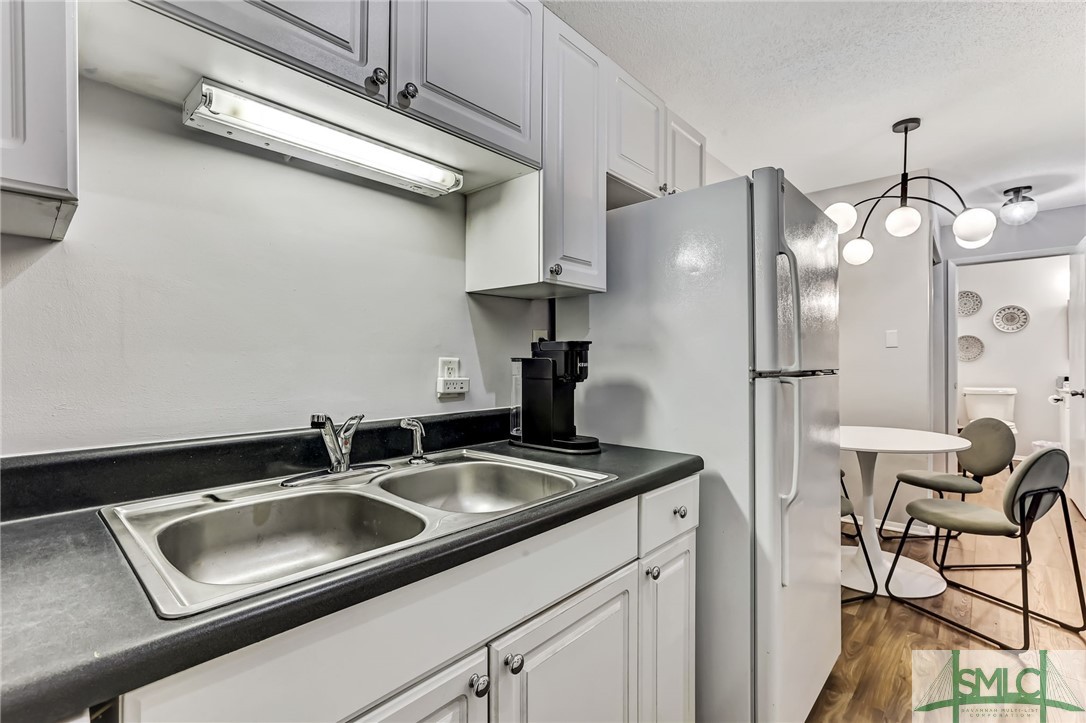401 N Cromwell Road C6