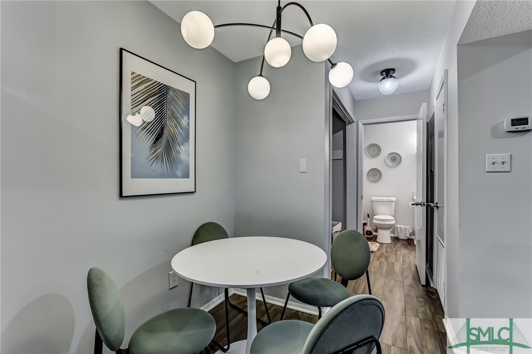 401 N Cromwell Road C6