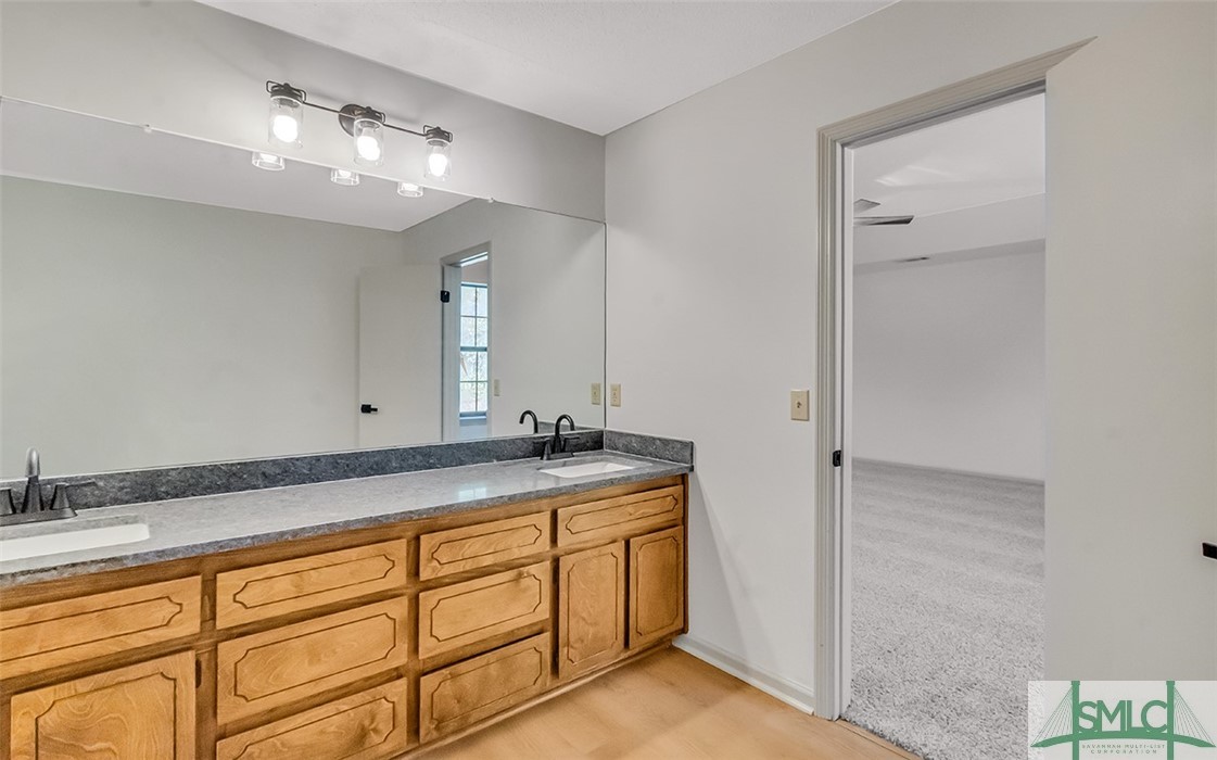 4439 Midland Road