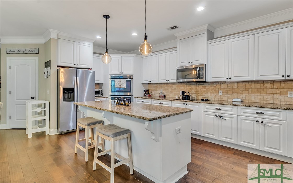 118 Bluegrass Circle