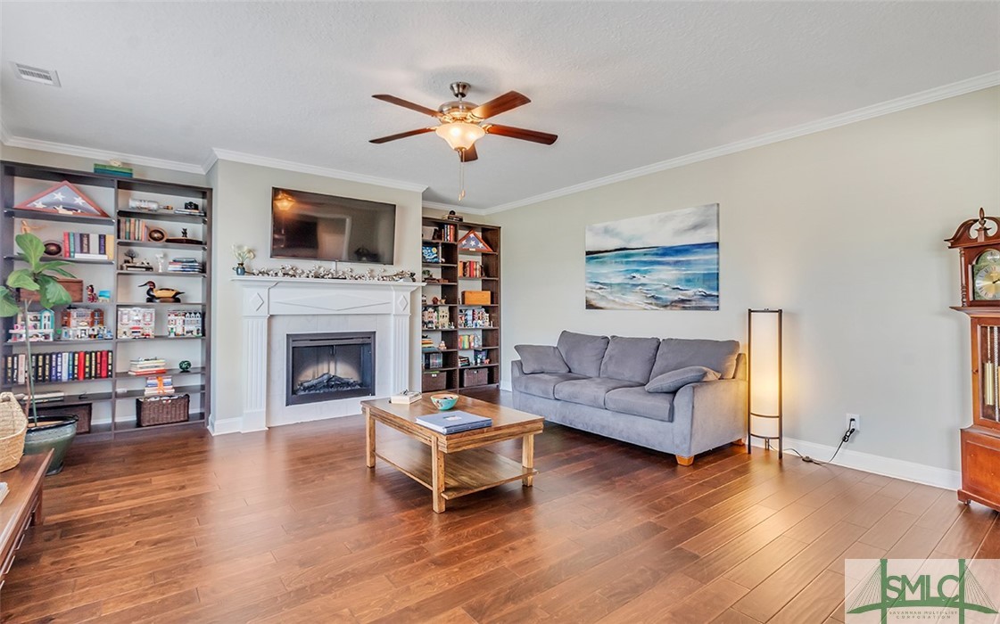 100 Meadowlands Drive