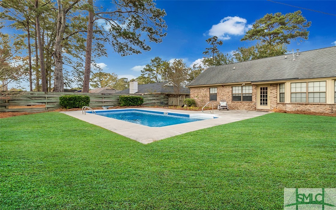613 Cliff Drive