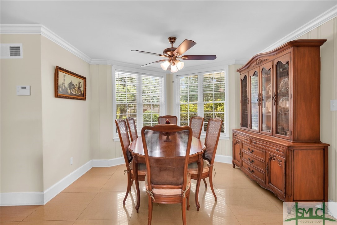 122 E Fairmont Avenue