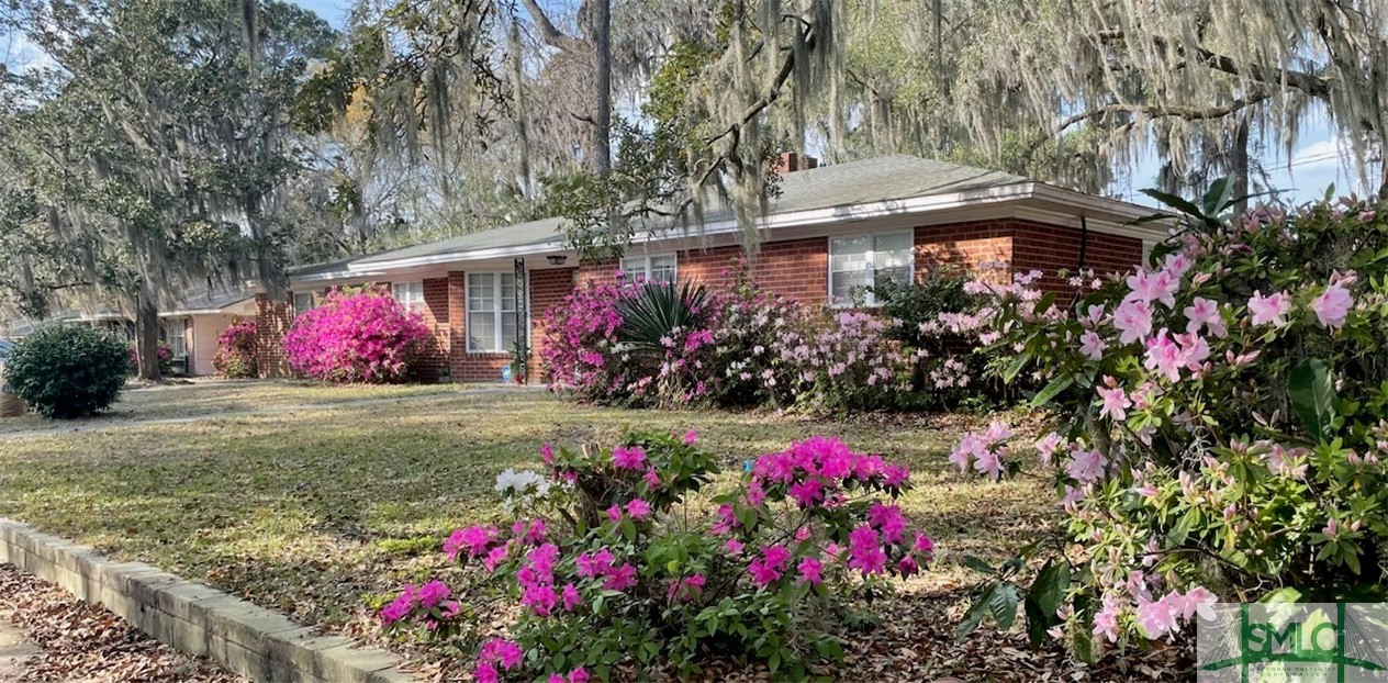 122 E Fairmont Avenue