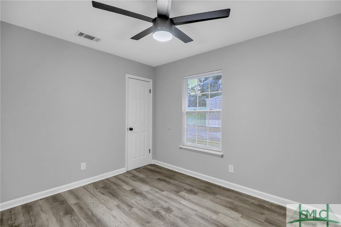 9 QUAIL HOLLOW Court W