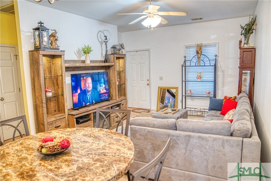 805 W 44th Street