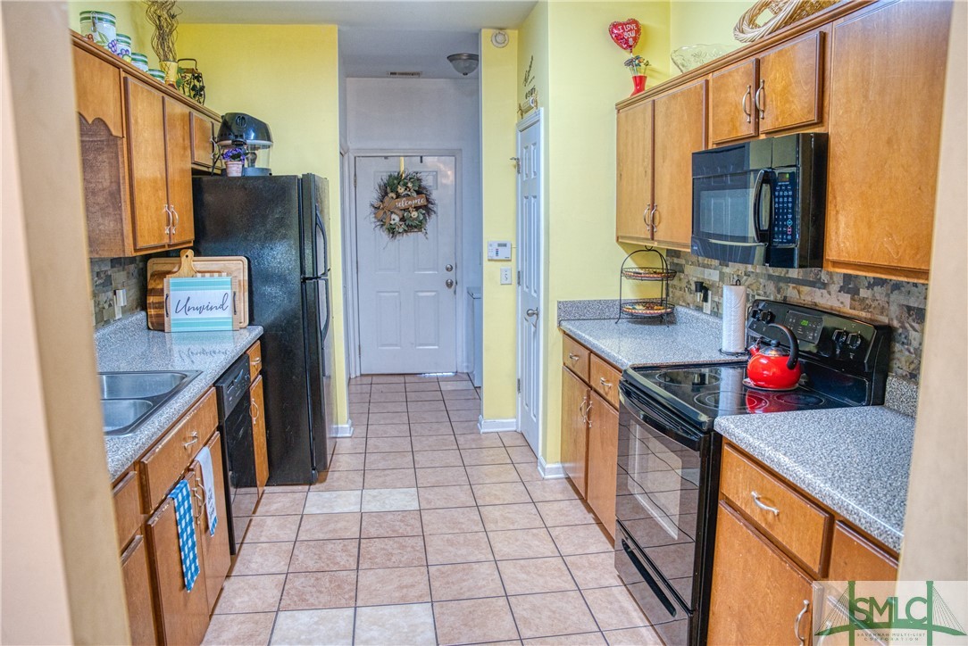 805 W 44th Street