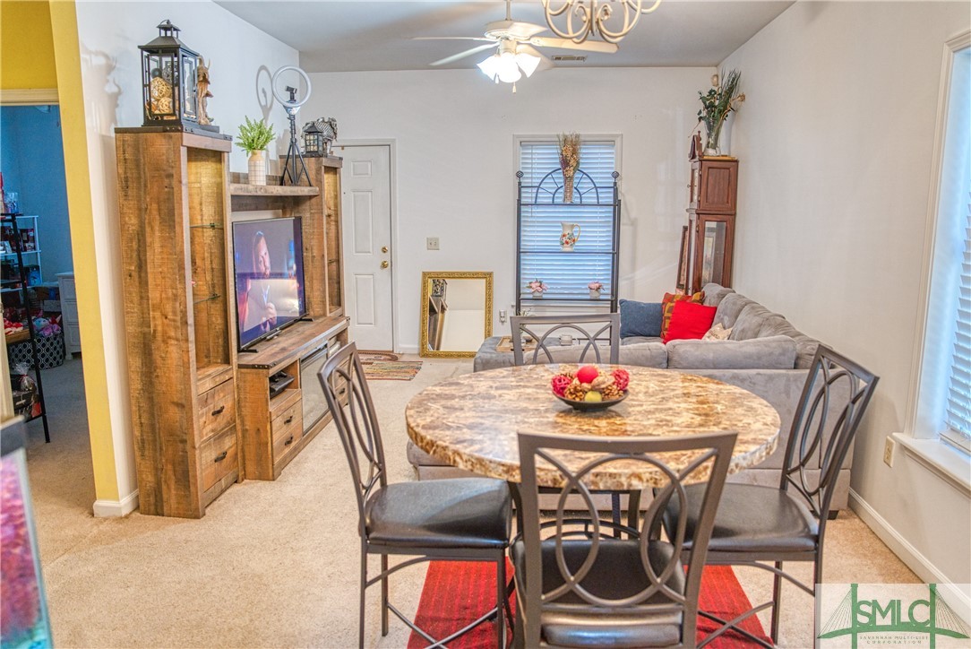 805 W 44th Street