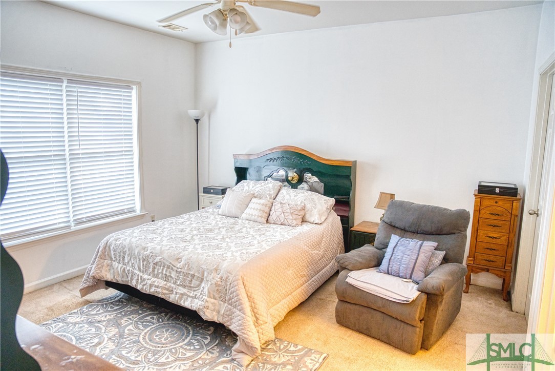 805 W 44th Street