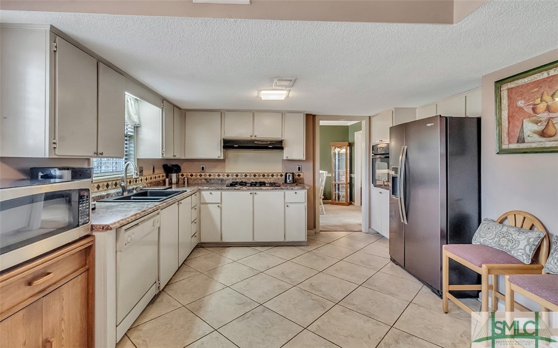 808 Birchwood Road