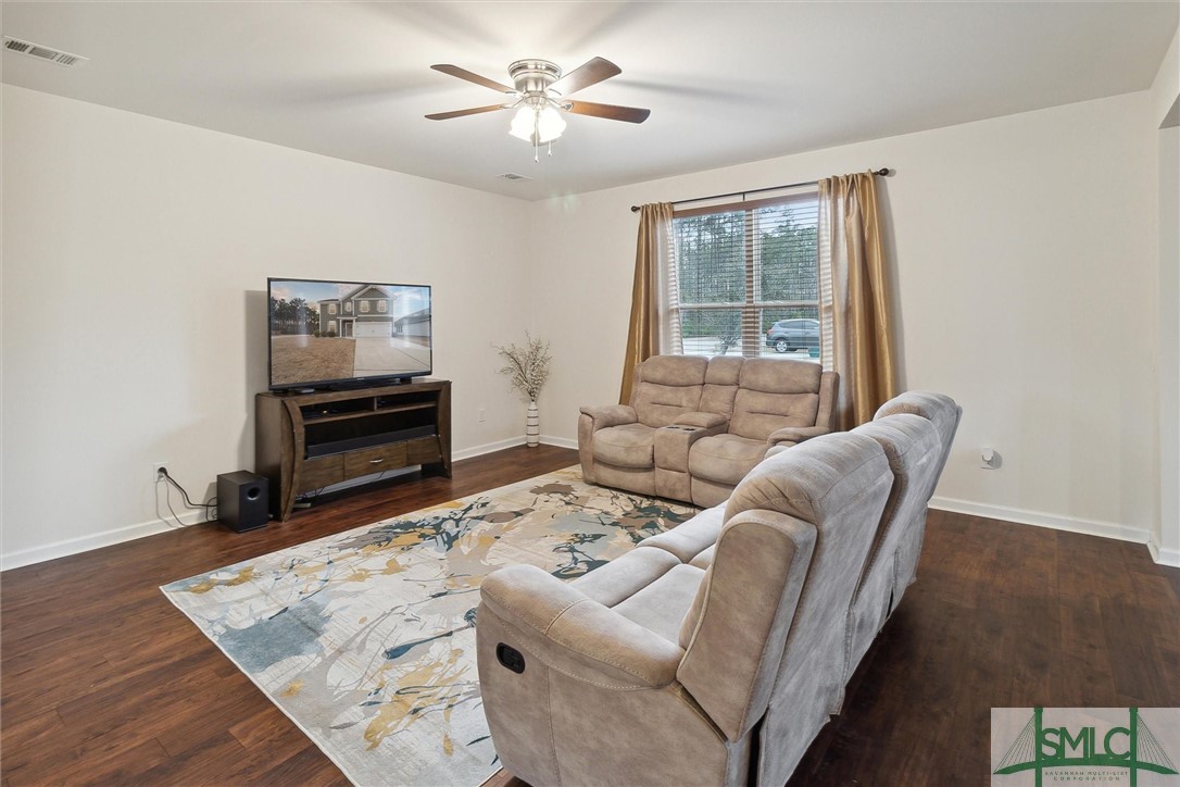 121 Westwind Drive