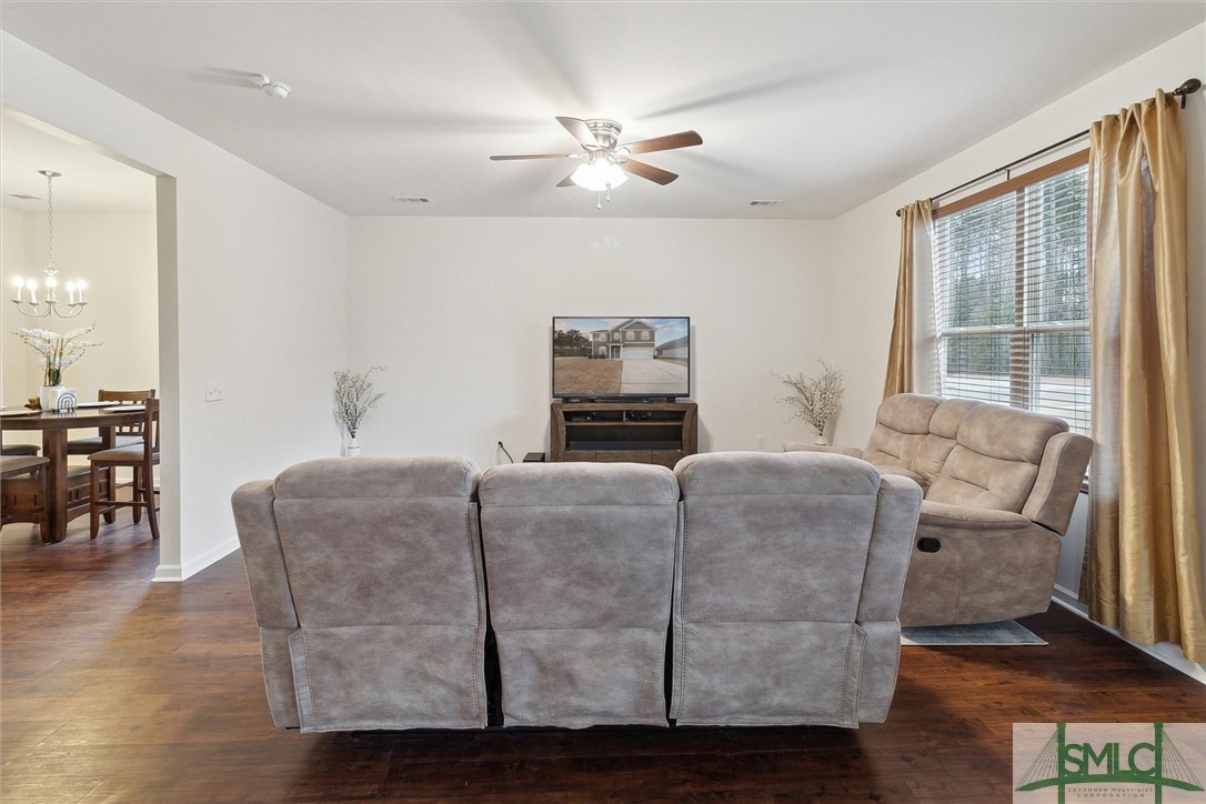 121 Westwind Drive