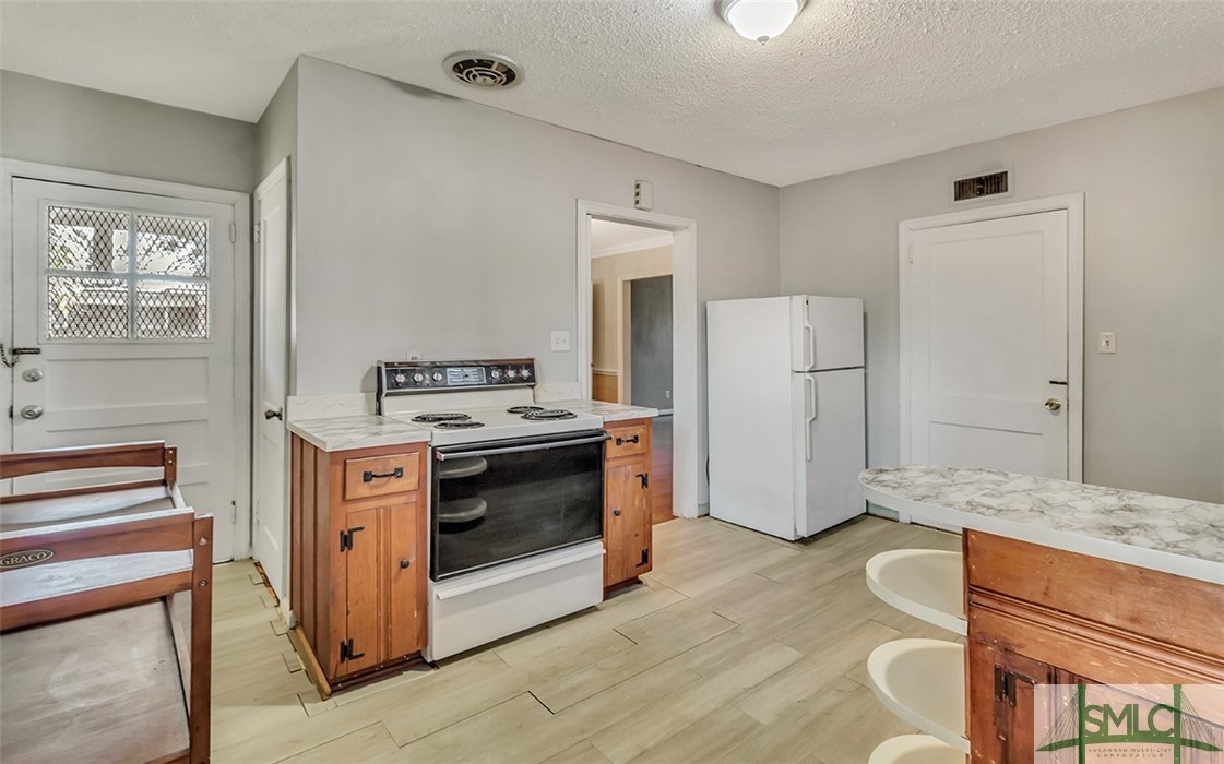28 E 62nd Street