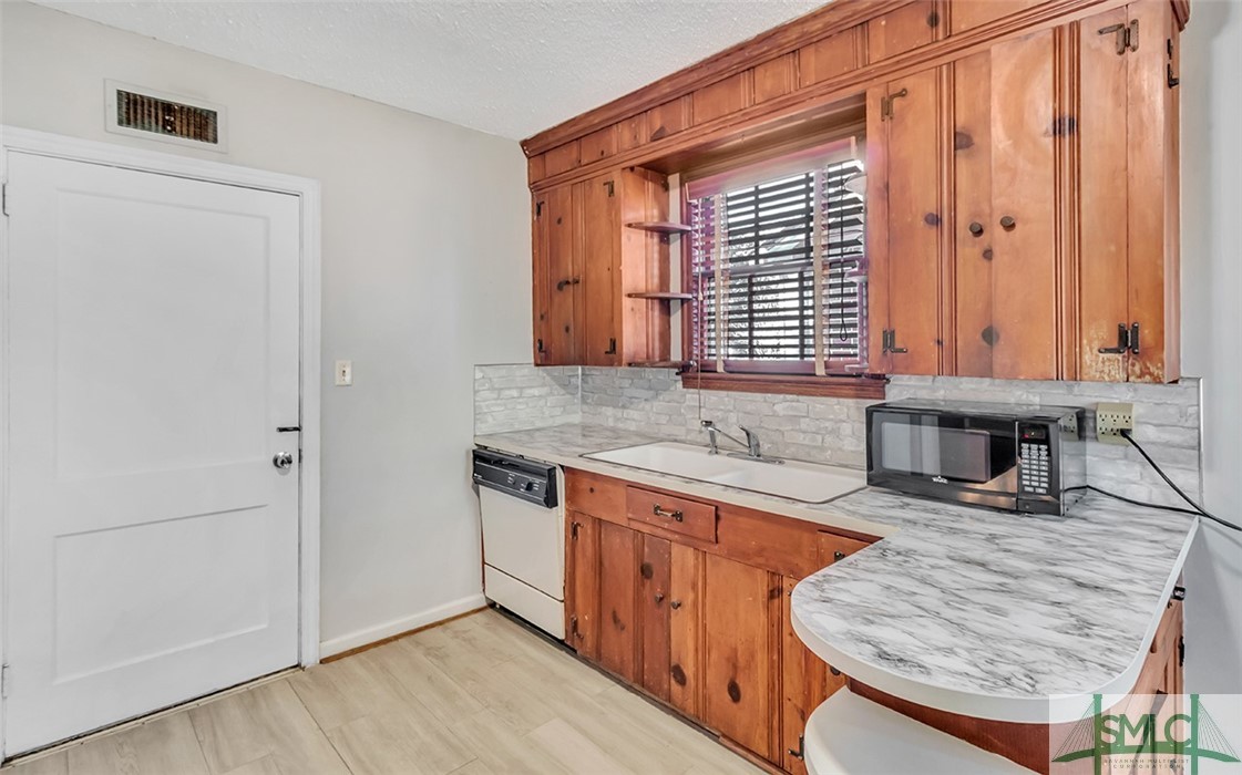 28 E 62nd Street