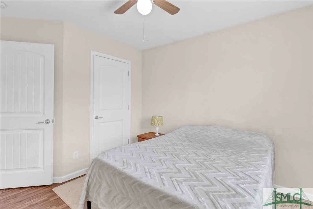 16 Twin Oaks Place
