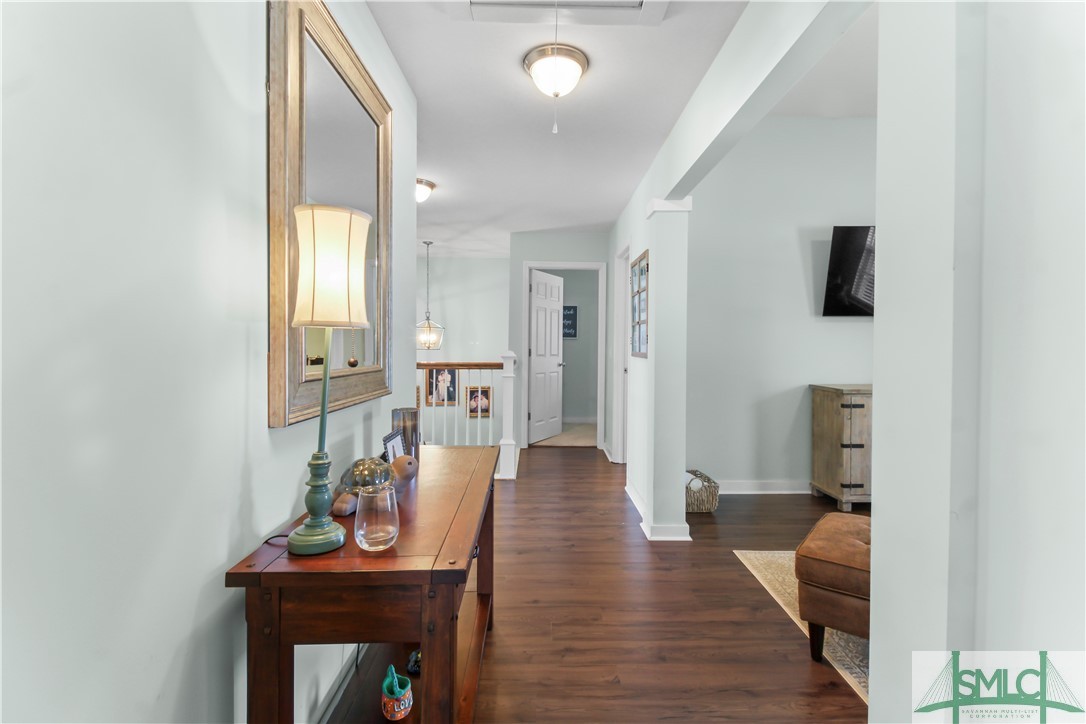 221 Blandford Way