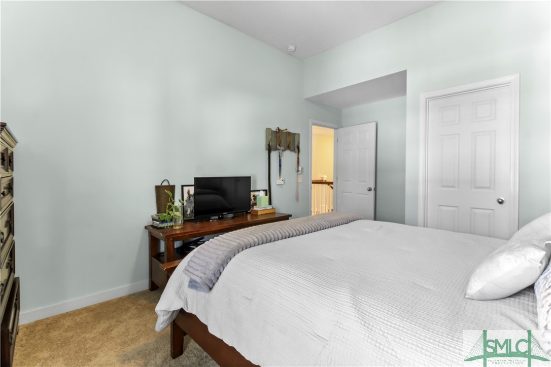 221 Blandford Way