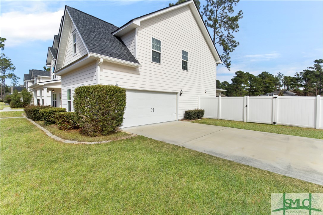 221 Blandford Way