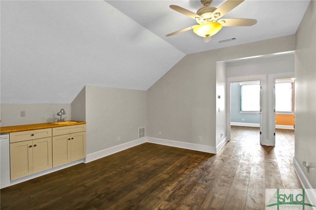 1600 Arcola Road